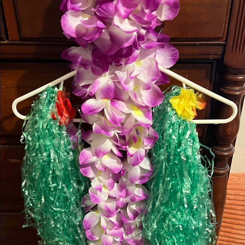 Aloha Hawaiian Party Lei for neck , head and 2 wrists and 2 Skirts- Set